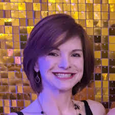 Candace Greer's Instagram, Twitter & Facebook