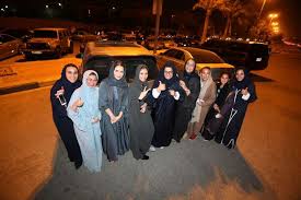 Saudi Women Hit The Road As Female Driving Ban Ends In 2020 Women Young Prince Job Seeker
