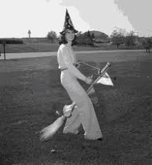 Broom Witch Gifs Tenor