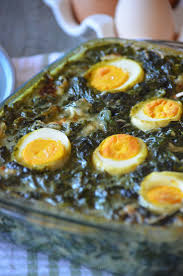 Epinards A La Bechamel Aux Oeufs Durs Le Blog De C Est Nathalie Qui Cuisine Epinard Bechamel Bechamel Cuisiner Des Epinards