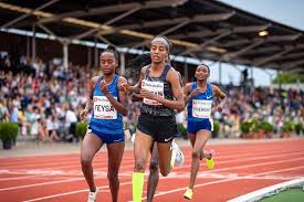 Het topevenement maakt deel uit van de iaaf world challenge en daarmee staat 'hengelo' in het rijtje van wereldwijd. Kendricks Breaks Bubka S Meeting Record Kipkemoi Sets 5000m World Lead At Fbk Games Watch Athletics