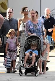 März 2021 prinzessin madeleine verpasst wieder einen besonderen… Royal News Princess Madeleine And Her Children In Miami April 8 2019 Princess Madeleine Royal Princess Royal
