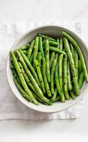 These Healthy Chili Garlic Green Beans Are Boiled Then Sauteed To Perfection In One Pan They Couldn T Green Bean Recipes Easy Green Bean Recipes Bean Recipes
