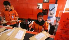 Jun 29, 2021 · pembakaran kantor pemerintahan di yalimo dipicu sengketa hasil pilkada, john wilil akan temui wapres aksi pembakaran terhadap sejumlah bangunan milik pemerintah di yalimo, papua dipicu sengketa. Lowongan Kerja Dicari Admin Counter Kantor Pos Indonesia Area Green Lake City Atmago