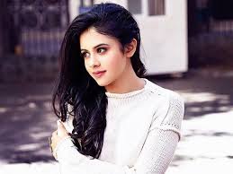 The beautiful diva is currently pursuing an acting. Dishani Chakraborty Wiki Bio Birthday Age Height Boyfriend Family Career Instagram Biographia Hub