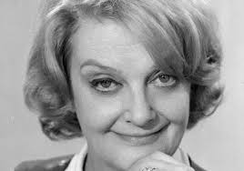 Jelmezkiállítással nyitják meg a Tolnay Klári Emlékházat Mohorán