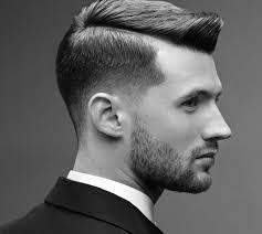 Sono diversi i tagli moderni da uomo che possono esaltare al meglio i capelli brizzolati! Tipologie Di Tagli Di Capelli Per Uomo Style Taglio Capelli Uomo Tagli Capelli Ricci Corti Lunghi E Di Tendenza