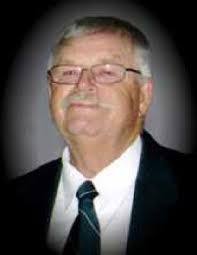 Lloyd Dow's Instagram, Twitter & Facebook