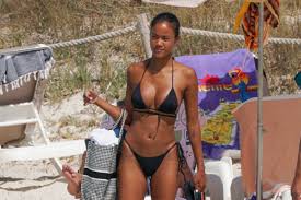 Las vacaciones en Formentera de Nona Sobo, de la serie Entrevías - Chic