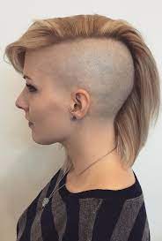 11 Alluring Girls Hairstyles Korea Ideas Half Shaved Hair Undercut Hairstyles Shaved Sides