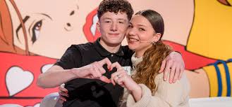 La dernière rediffusion a été vue sur replaytivi le mardi 1er janvier 2013, les replays ont une durée de vie limitée de quelques jours seulement. Les Z Amours Alice Et Noah Sur France 2 Canal Fm