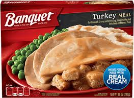 The term salisbury steak was for a ground beef patty served as an entree has been used in the united states since 1897. Banquet Salisbury Steak Mega Meal 15 25 Oz Full Size Png Download Seekpng