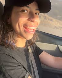 Iba a decir que fue como un sueño todo este viaje, pero prefiero reconocer  esta realidad, a quienes me rodean y lo emocionante que es existir.  *Agradecimientos especiales a Ana, Mote y Anel por ser ...