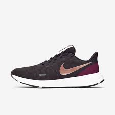 Black And White Running Shoes Womens Nike Revolution 5 Icon Clash Women S Running Shoe Black Womens Running Shoes Running Shoes Black Running Shoes
