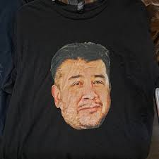 Anyone know who these men are¿? #thriftstorefind #thriftfinds #vintage  #secondhand #smallbusiness #localbusiness #zerowaste #upcycling  #thriftstorefinds #thrifting #athensohio #athens #recycling #ohiouniversity  #slowfashion