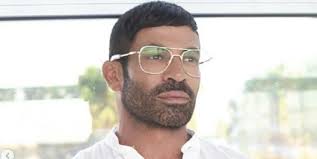 Ogni registrazione è diversa e tutte le settimane i protagonisti dei troni riescono ad alzare l'asticella e a. Gianni Sperti Hanno Fatto Sesso Nel Parcheggio Vicino Gli Studi Di Uomini E Donne