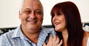 Hand transplant patient Mark Cahill saves wife's life