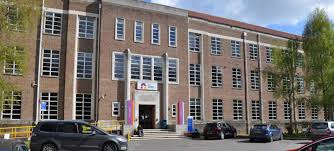 With two colleges, both with renowned art and writing programs, travelers will also step into a vibrant cultural scene. Contact City College Norwich