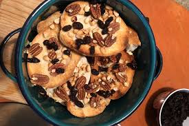 Capirotada, a mexican bread pudding made with raisins, peanuts, and cheddar cheese, is this is the capirotada i ate as a child.my mom made it just for holidays and we ate it all up. Inicia En Morelia El Festival De La Capirotada Living And Travel