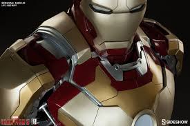 The main suit featured in marvel's avengers: Wallpaper Mark 42 Iron Man Suit