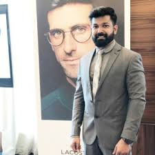 i have joined LinkedIn thinking that its a professional platform and its  different from other social media platforms, sadly what i notice now is  that this platform is posting more religious political |