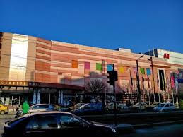 Media galaxy arad atrium center altex bacau hello shopping park real altex onesti victoria shopping center altex bacau arena city center altex bacau cora. Couple Mall Cruising Traveller Reviews Bucharest Mall Tripadvisor