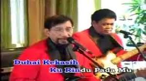 2006 papuita kecapi ödülü'nde müzik endüstrisi liderlik ödülü'nü kazandı. A Rahman Hassan Tak Mengapa Listen On Online Radio Box