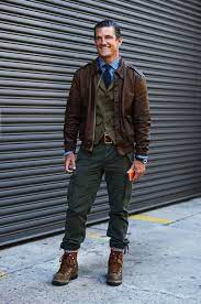 Cuir John Wrazej Style Vestimentaire Homme Look Homme 40 Ans Styles De Mode Pour Hommes