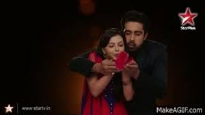 Iss Pyaar Ko Kya Naam Doon Ek Baar Phir 26th August 2013 Ep 1 On Make A Gif Aşk ve nefret temali hint dizilerinden biri daha ek baar phir. iss pyaar ko kya naam doon ek baar