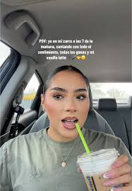 Cantando Con Sentimiento En Mi Auto