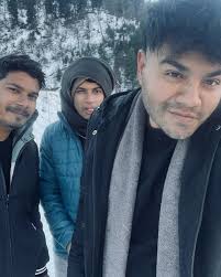 jaale toh jaale , usse meri nawabi bilkul na ghate 🤙🏻