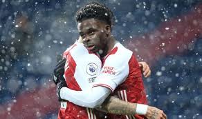 Он играет на позиции правый вингер. Arsenal News Bukayo Saka Sent Warning Over Potential Long Term Problem Football Sport Express Co Uk