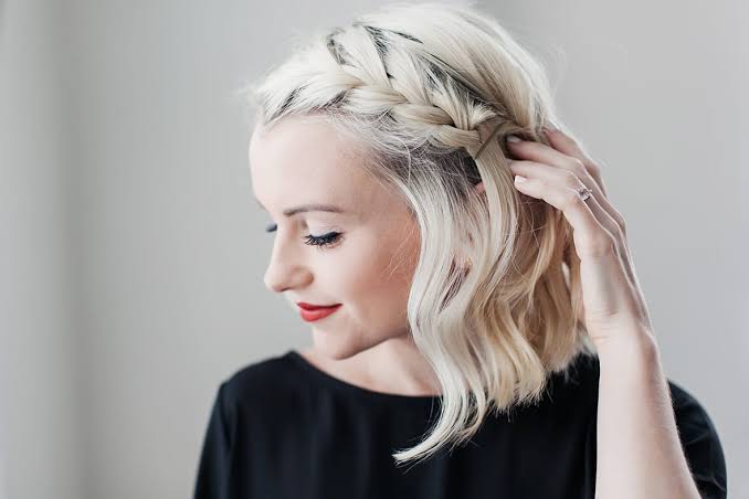 How to Do a Side Braid on Short Hair: Step-by-Step Tutorial