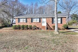 Searching homes for sale in fountain inn, sc has never been more convenient. 104 Alice Street Fountain Inn Sc Home For Sale In Sunset Heights