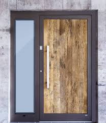 Hausturen Mit Altholz Moderne Haustur Hauswand Holzhausturen