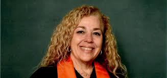 April Cantrell's Instagram, Twitter & Facebook