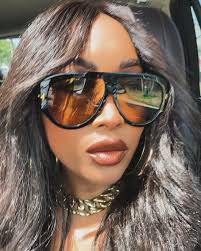 The GORGEOUS “HALEY” frame is here for SPRING!!! This BEAUTY takes CENTER  STAGE!! A modern take