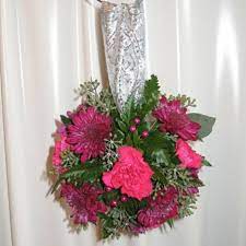 The door to my heart. Kissing Ball Diy Tutorials For Bouquets And Other Wedding Flowers