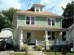 Large Home With Large Yard Just Minutes From Town And Very Close To Maryland Pennsylvania Border Walk To Community Park An Large Homes Littlestown Large Yard