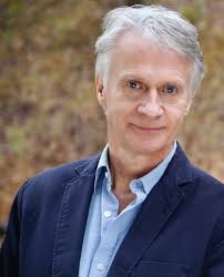 Divorced with Love: Our journey through heartbreak and separation into  forgiveness and friendship: Schiesser, Michael, Eyres, Neelama:  9781986534710: Books