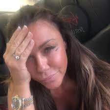 Check out full gallery with 10 pictures of michelle heaton. Michelle Heaton Shares Red Carpet Wardrobe Disaster Entertainment Daily