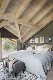 Une Maison En Bois Au Milieu De La Foret Planete Deco A Homes World Maison Bois Deco Chambre Chalet Maison