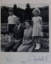 Meghan, prince harry, and baby archie's christmas so proud to have taken the christmas photo for one of my best friends and her family. Royal Family Christmas Cards Through The Years British Royals Holiday Cards
