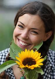 Therapeutic garden helps heal patients with eating disorders