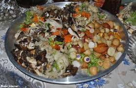 Masakan ikan percik ini antara salah satu menu yang terkena di bazaar ramadhan, lagi lagi di negeri kelantan. Colek Sedap Kelantan