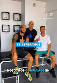 Exfutbolistas confían en el quiropráctico Jorge Cerna