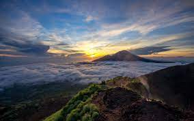 Morning Sun On Gunung Batur Gunungbatur Indonesia Mountains Nature Photography Sky Sunrise Volcanoes 4k Wallpap Water Painting Green Trees Bali Tours