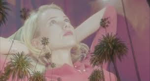 (2001) naomi watts, jeanne bates. Naomi Watts Powerful Non Verbal Acting Performance In Mulholland Dr Zwentner Com