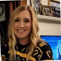 Alexis Mccrimmon's Instagram, Twitter & Facebook