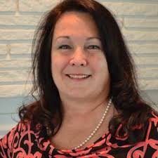 Lillian Fulton's Instagram, Twitter & Facebook